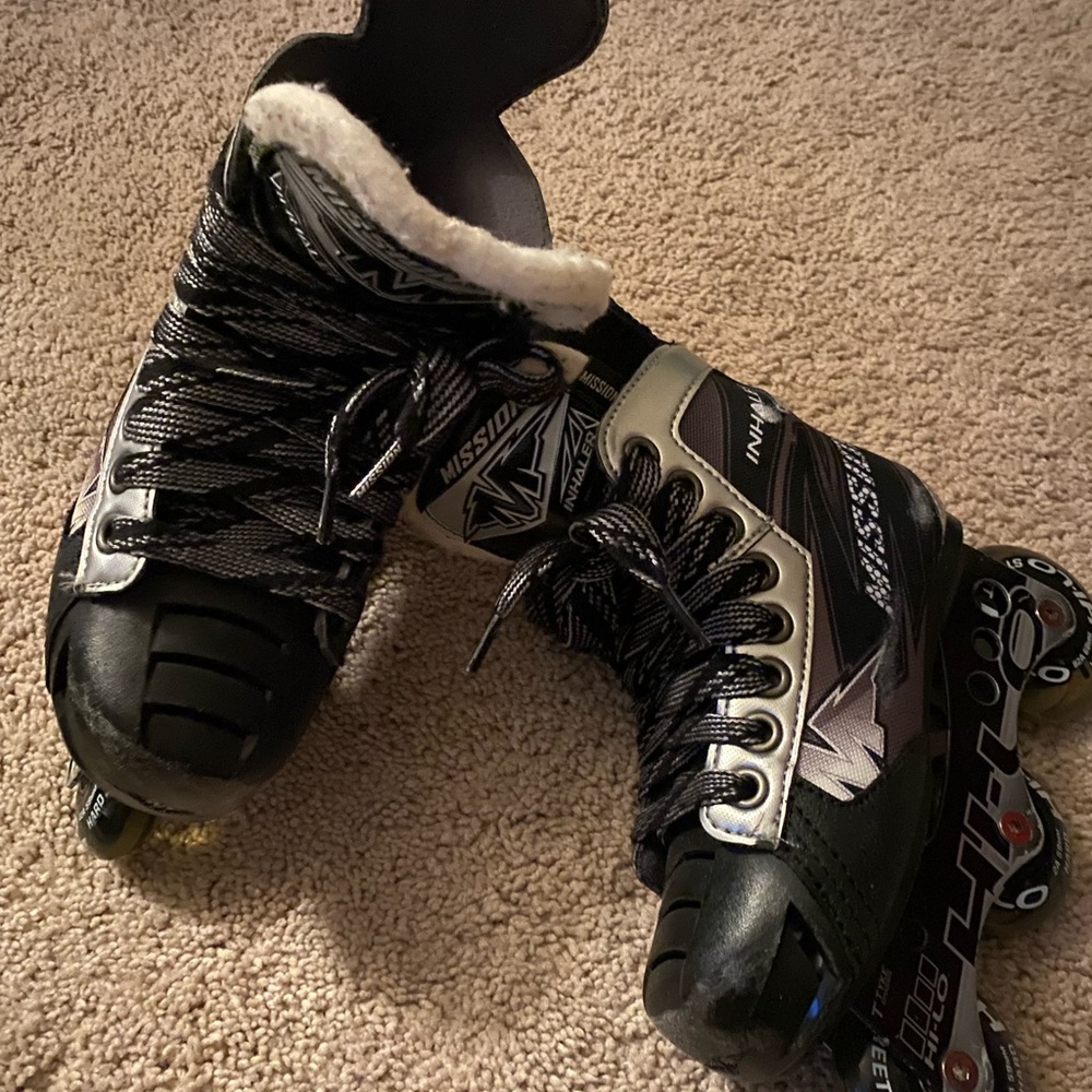 Size 12Y rollerblades